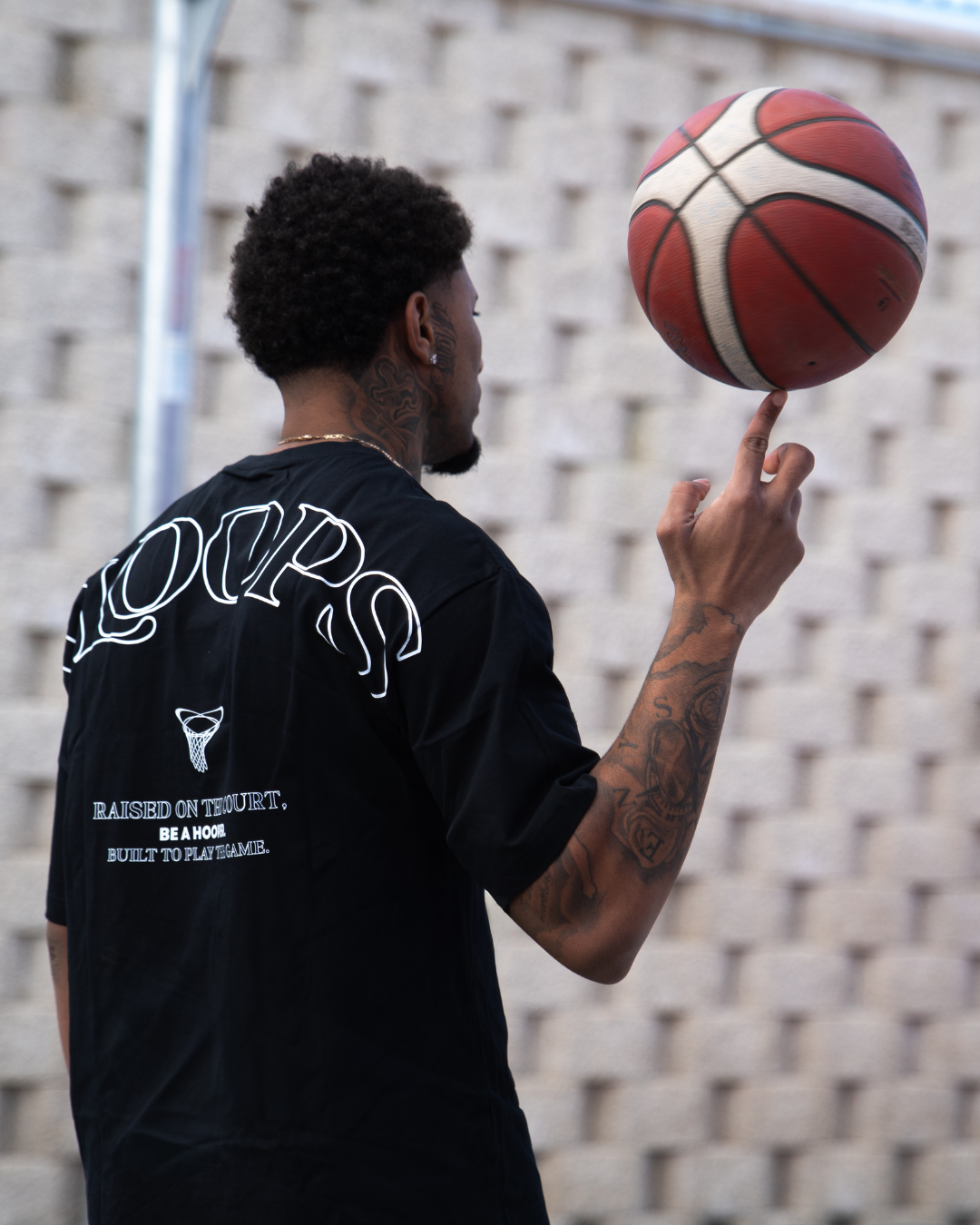 Camiseta Oversized Raised on The Court - Black