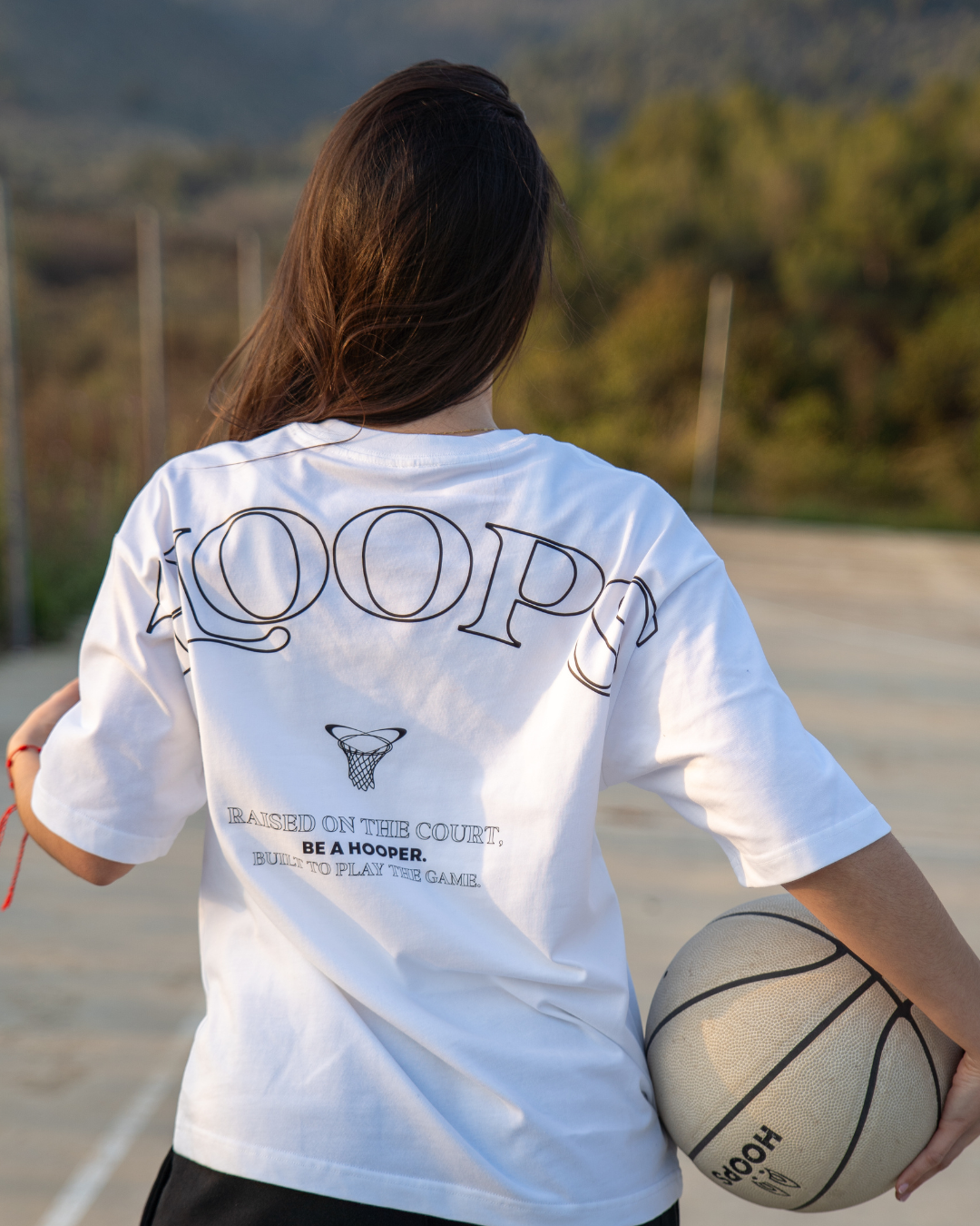 Camiseta Oversized Raised on The Court - White