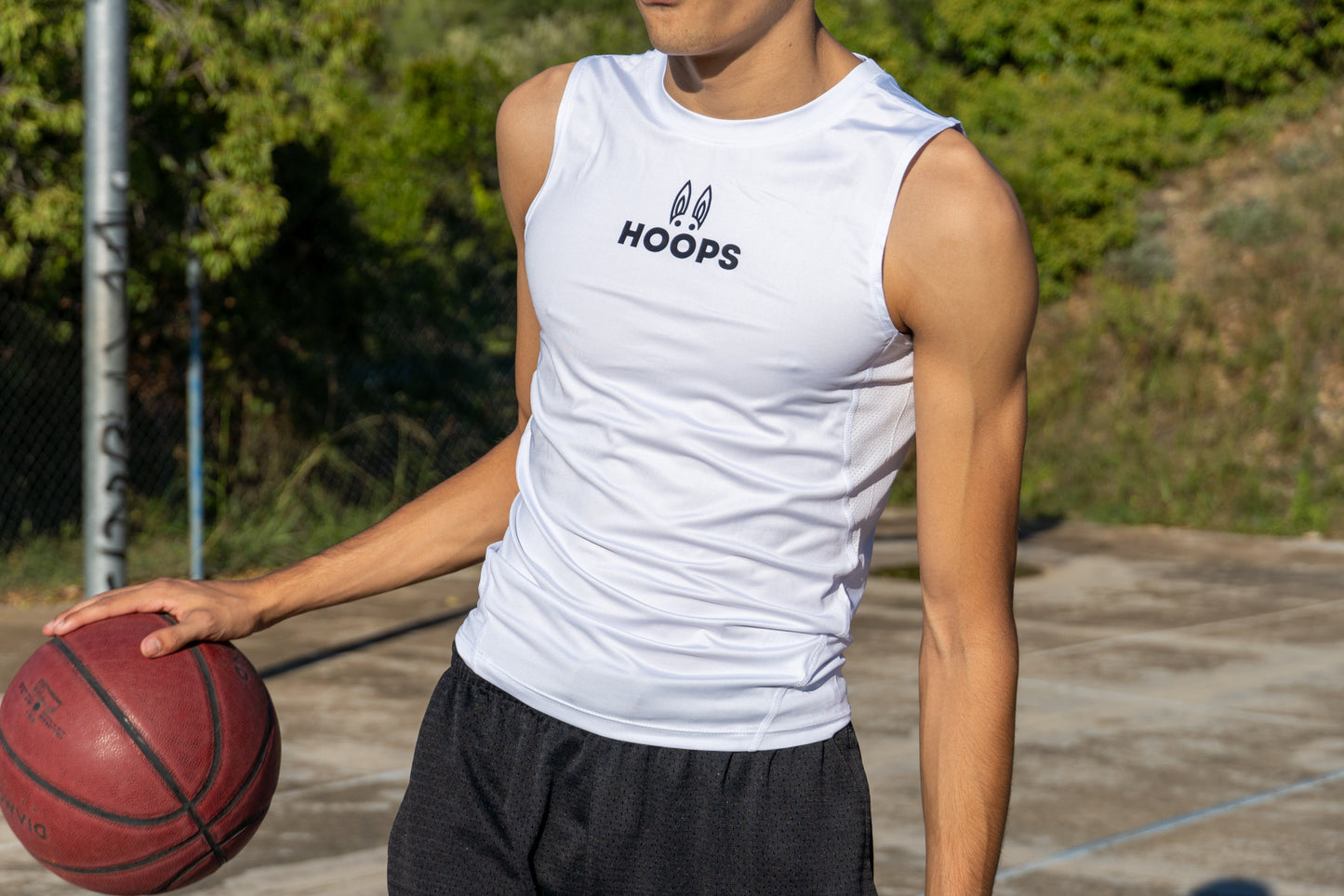 Compressive Sleeveless - White