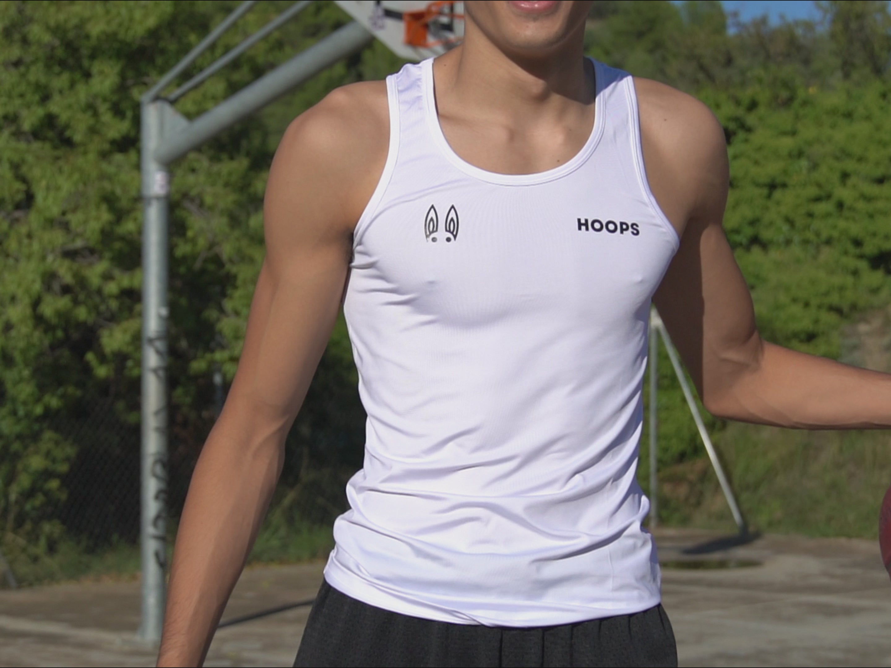 Compressive Sleeveless Pro - White